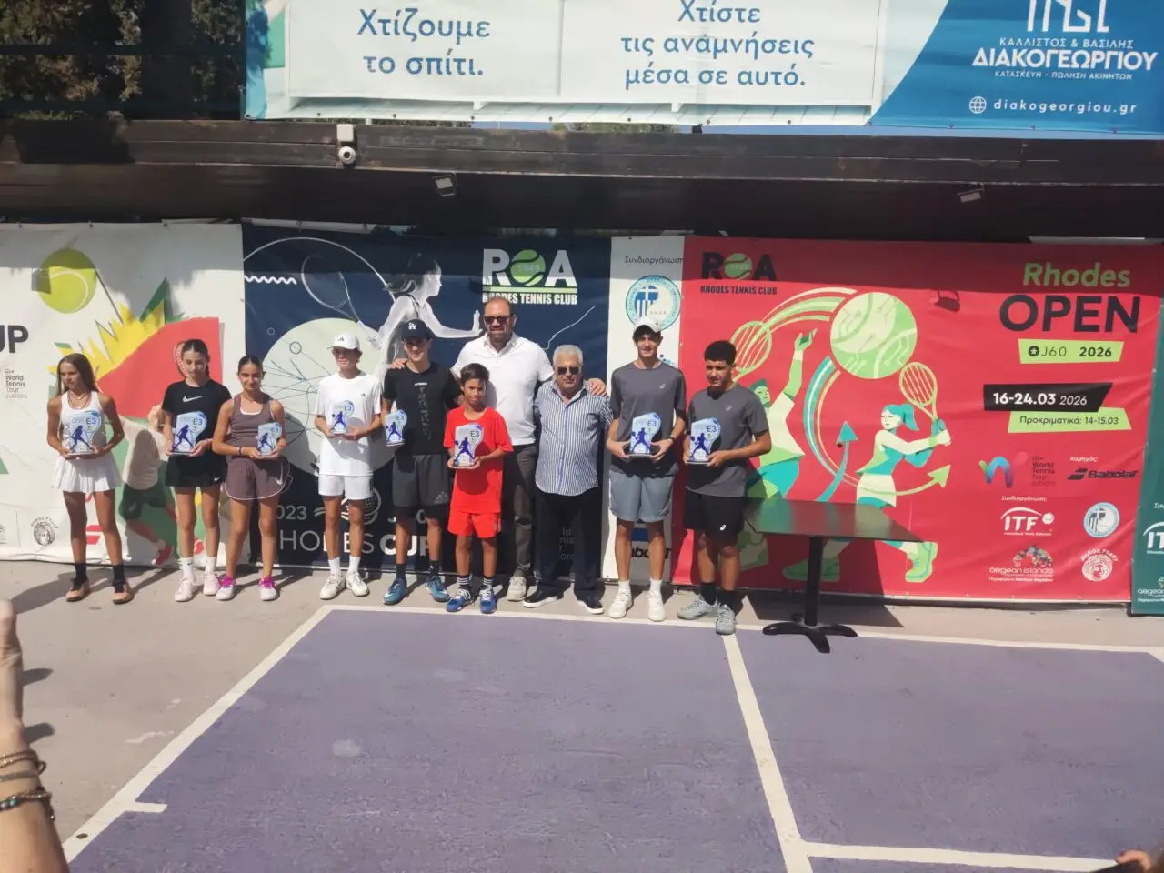 Ο Κάλλιστος Διακογεωργίου βράβευσε τους νικητές του τουρνουά τένις Ε3 στη Ρόδο: Ολοκληρώθηκαν στο Καρακόνερο οι απονομές στους νεαρούς αθλητές του Ροδιακού Ομίλου Αντισφαίρισης